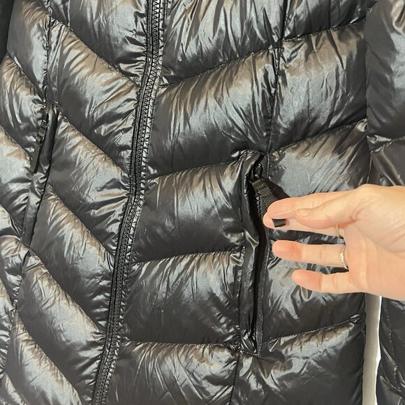Andrew Marc Women’s Long Jacket Lightweight Hooded Down Quilted Black Medium - Picture 9 of 16
